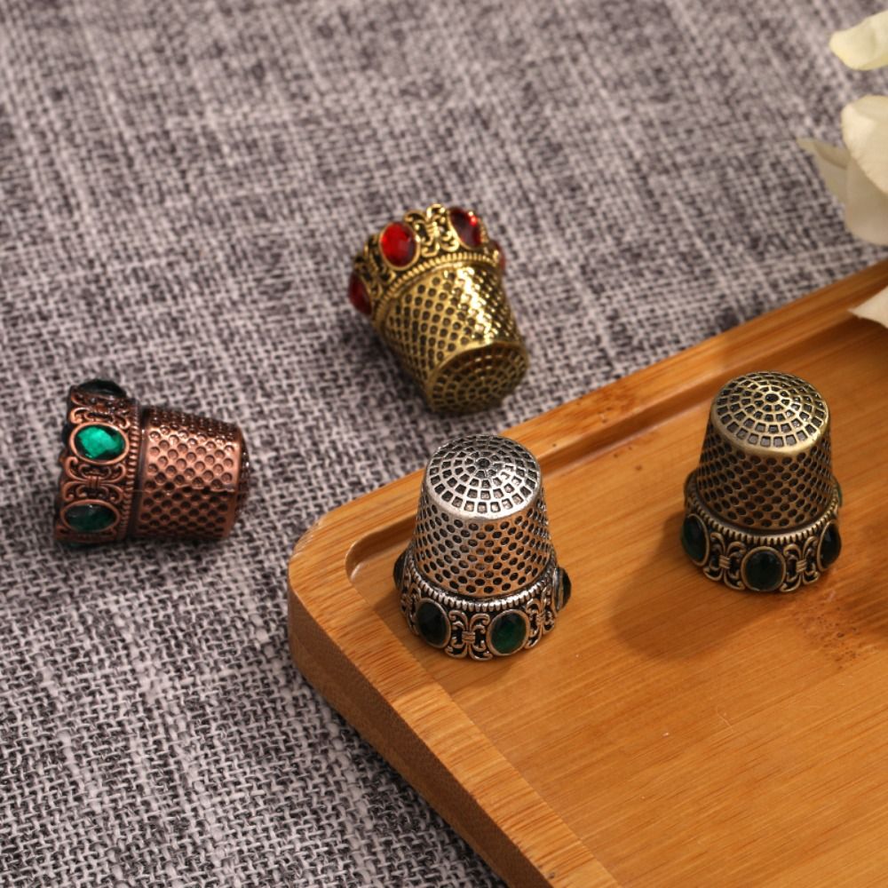 Premium Copper Vintage Sewing  - Button Hole Cutter recension och pris