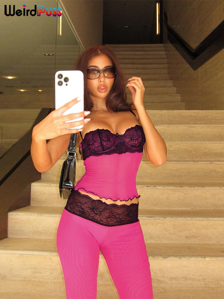 Weird Puss Patchwork Lace 2pie - Elastic Waistband Roll recension och pris