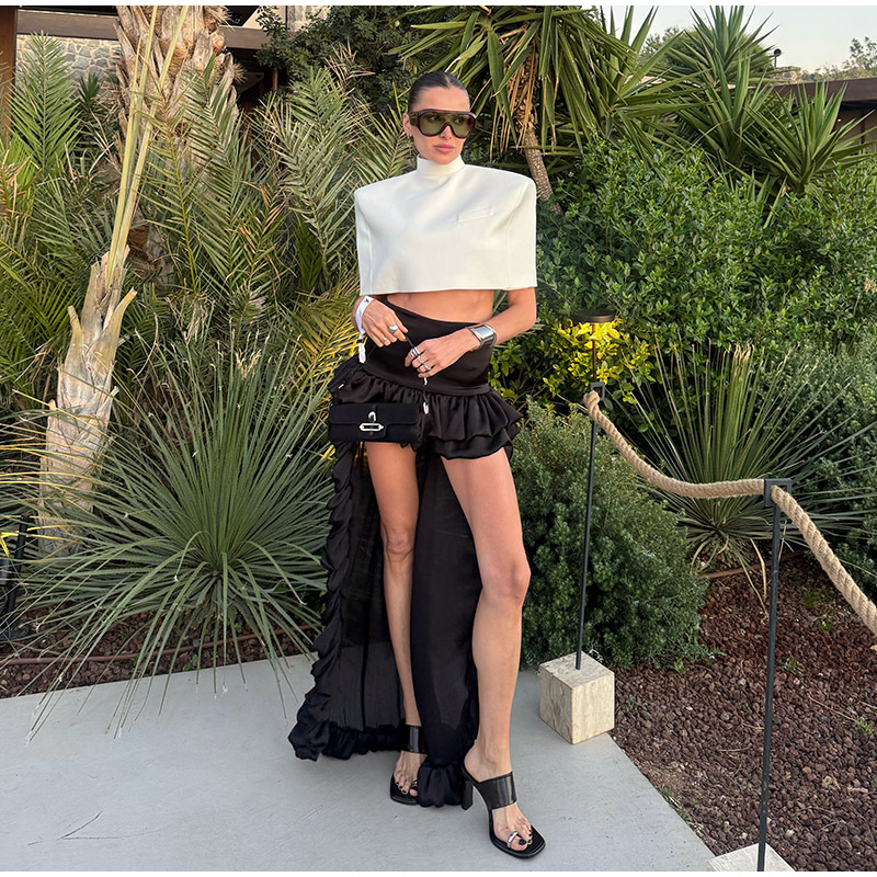 Ruffles Mini Skirt 2 Piece Set - Shoulder Pad Set In recension och pris