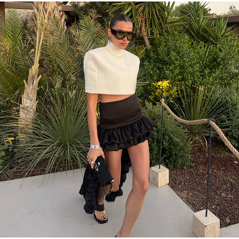 Ruffles Mini Skirt 2 Piece Set - Shoulder Pad Set In recension och pris